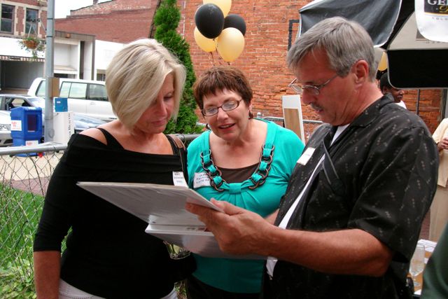Nancy, Deb and Bob